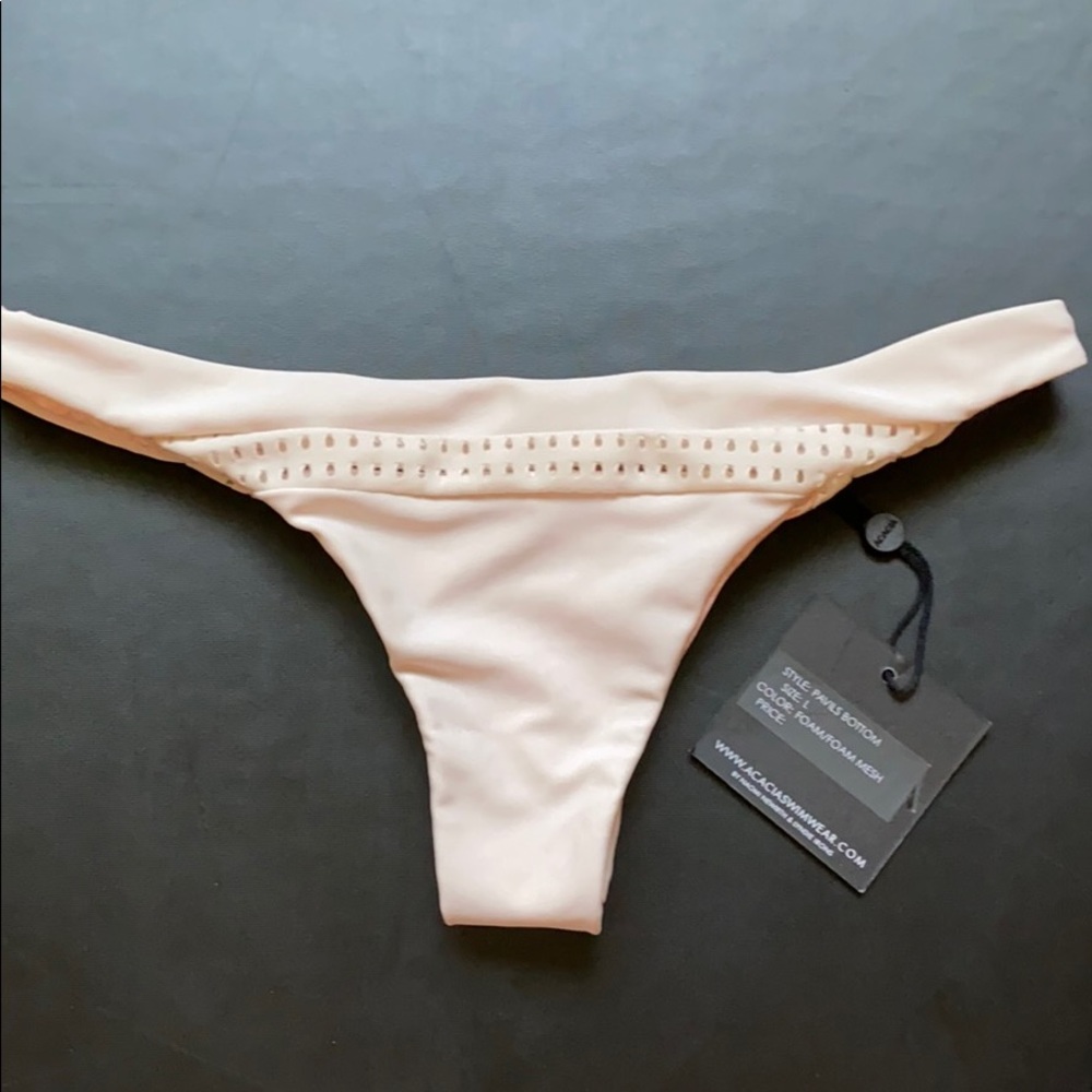 ACACIA PAVILS BOTTOM